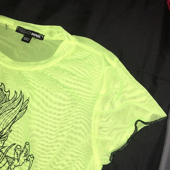 ⭐️Crop Top⭐️ - Picture 5 of 5